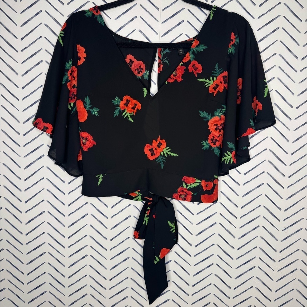 Express Floral Open Back Short Sleeve Tie Waist Blouse Red Black Size Small - Picture 2 of 6